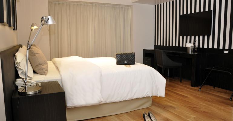 Quarto superior com cama de casal