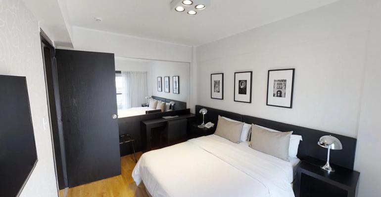 Superior room with double bed